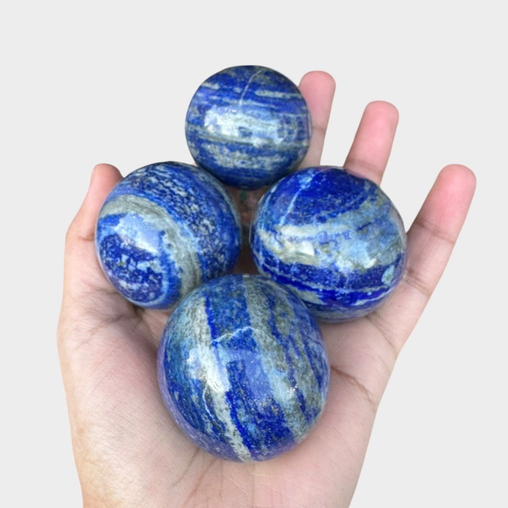Lapislazuli rar cu pyrit de aur de înaltă calitate. Sferă- 840 g - (4) #3.2