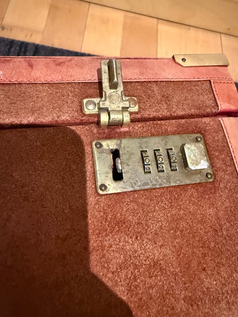 cartier (attr.) - Storage trunk - another #3.2