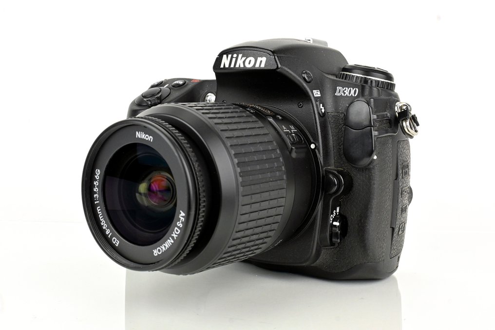 Nikon D300 + lens Nikon AF-S 18-55mm Digitale reflex camera (DSLR) #2.1