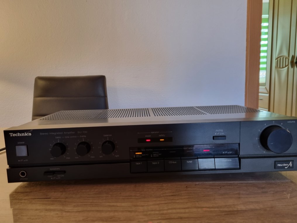 Technics - SU-700 Faststoff forsterker #1.0