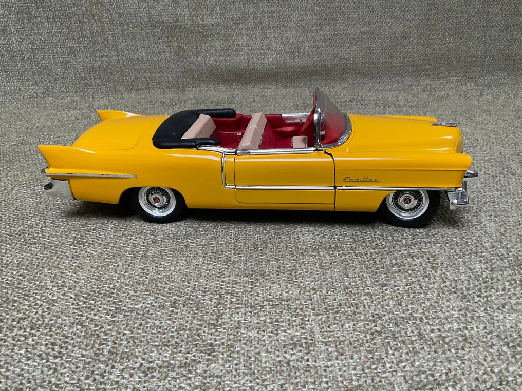 Solido 1:18 - Modelbil - Cadillac Eldorado Cabriolet 1955 #2.1