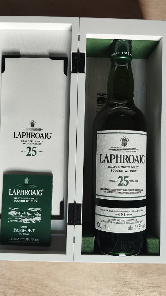 Laphroaig 25 years old  - 700ml #2.1