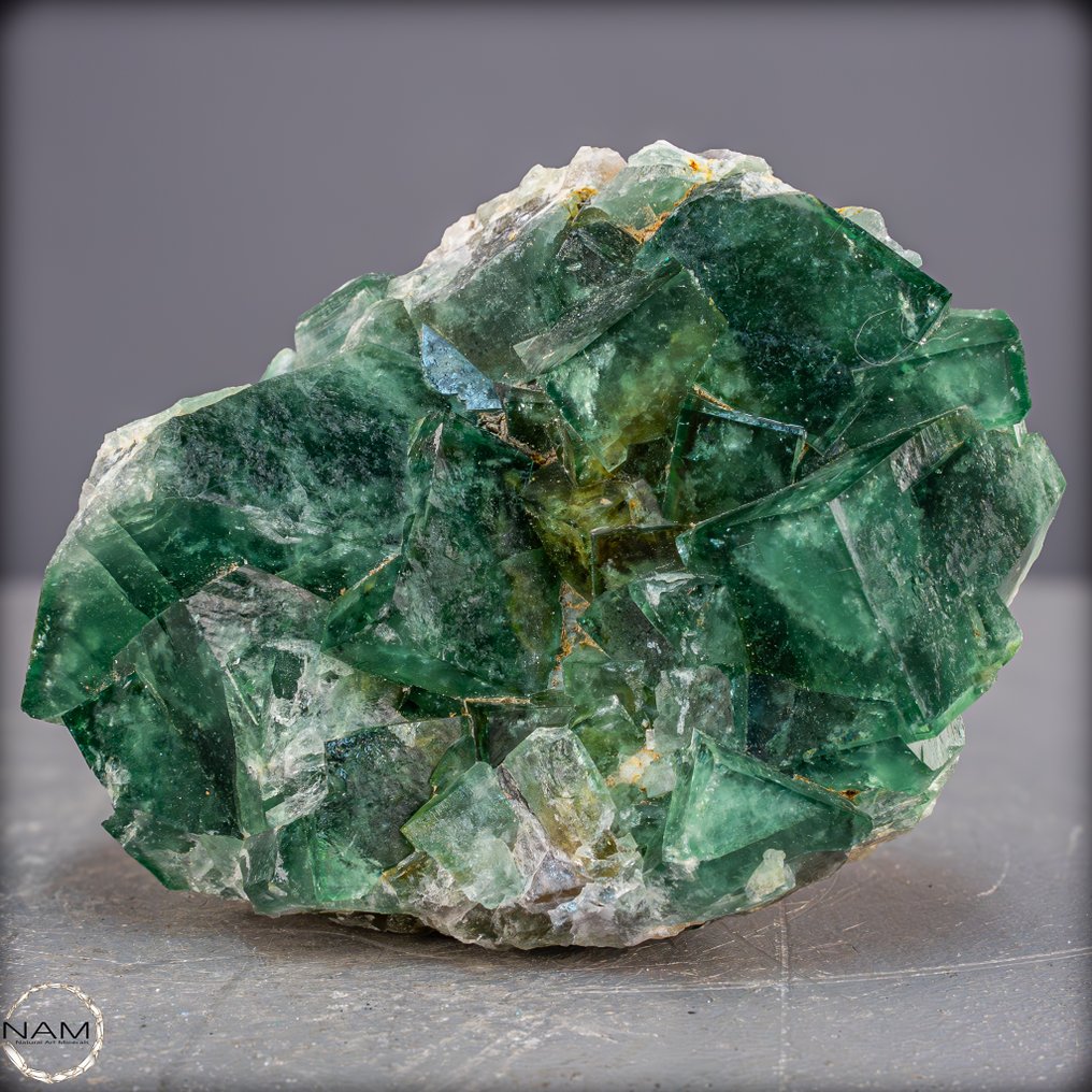 独特的萤石簇 晶莹剔透的祖母绿之美- 1478.11 g #4.3