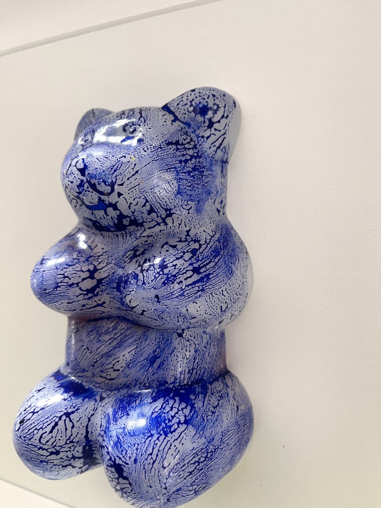 D - Uli - " Hommage a´ Yves Klein" Bear #1.0