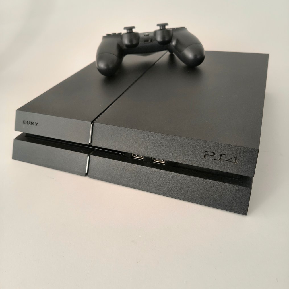 Sony - Playstation 4 (PS4) - 3 consoles, 11 games, 4 controllers - Videopelikonsoli #3.2