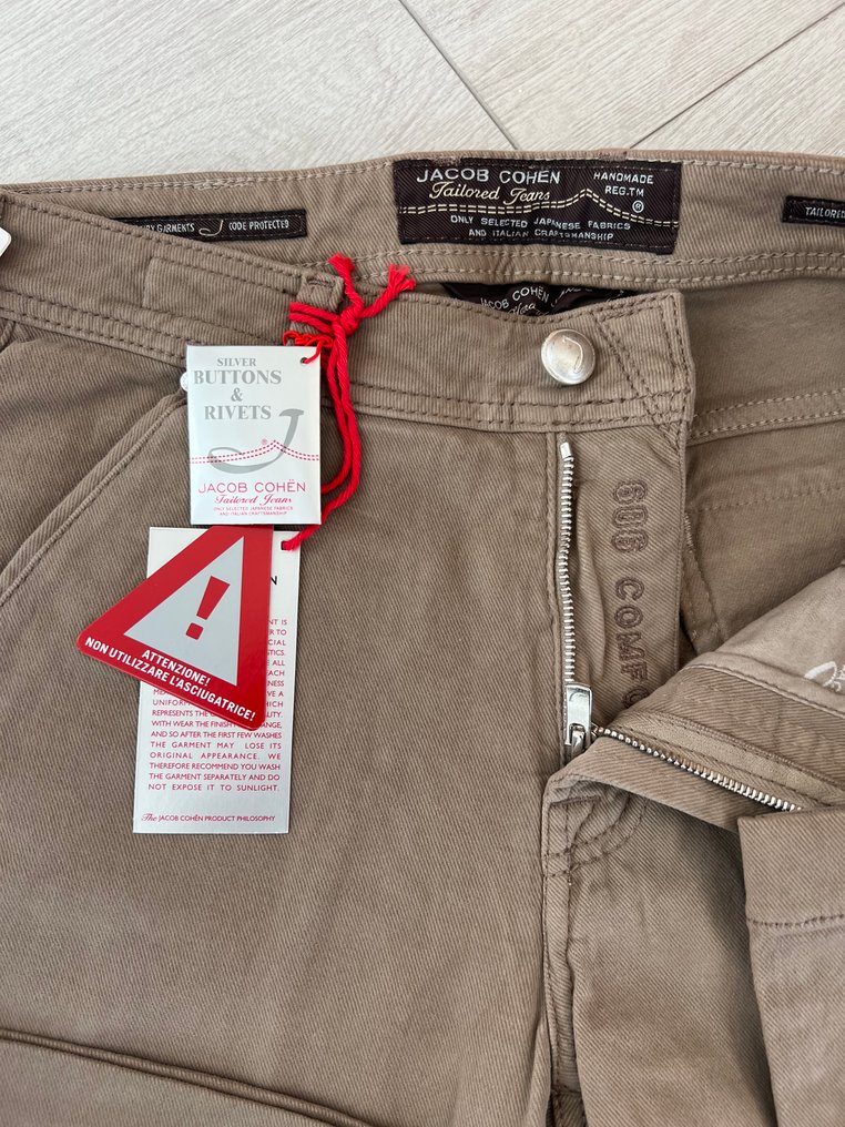 Jacob Cohen - New - size 32 - brown - 牛仔裤 - 带标签的新品 #4.3
