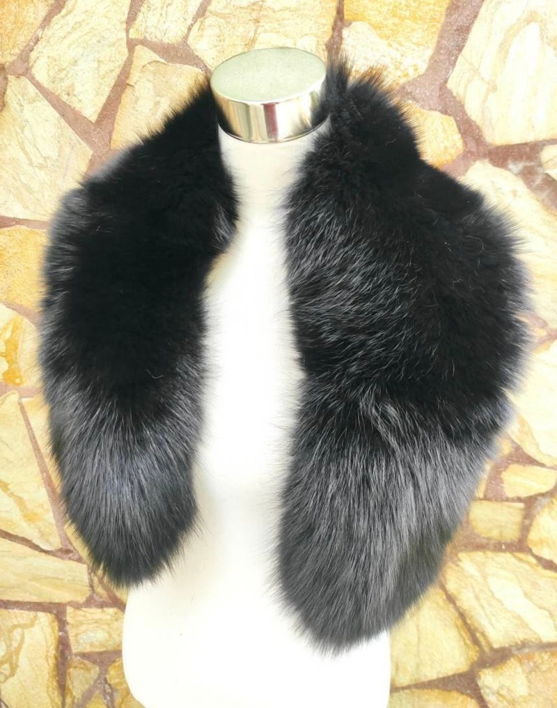 Artisan Furrier - Black - Fox Fur Collar - Halstuch #3.2