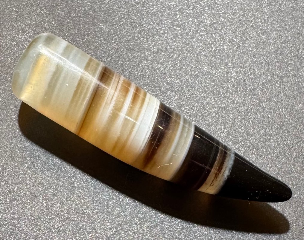 維京時代 玛瑙 古典辟邪護身符－“邪惡之牙”，以精美色彩製成。 #3.2