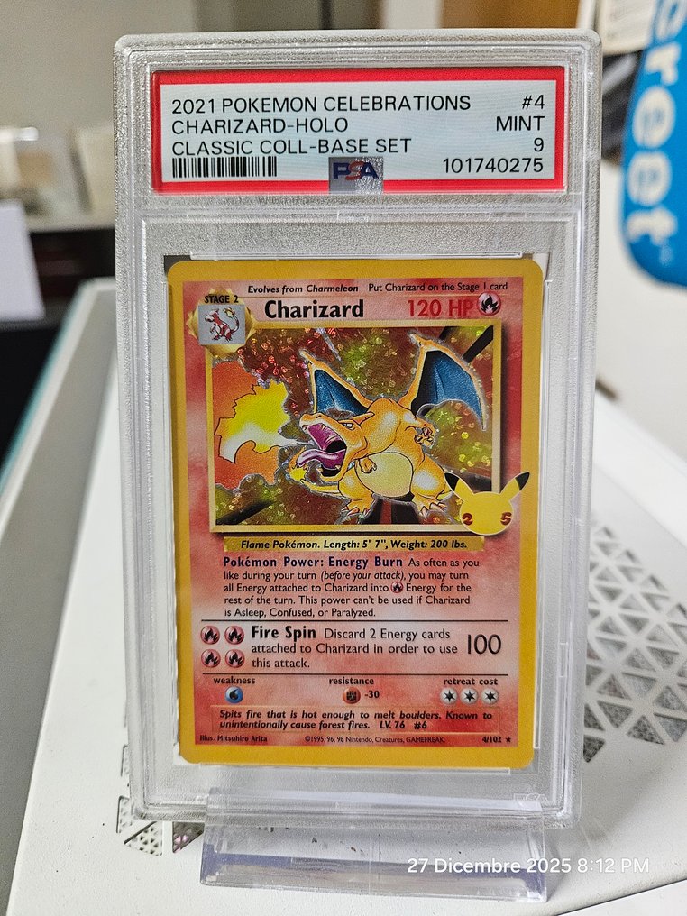 Pokémon - 1 Graded card - Charizard #4 Folie - PSA 9 - Various sets #1.0
