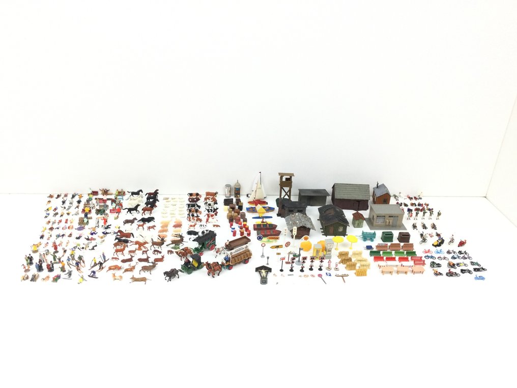 Noch, Preiser H0 - 模型火車人物 (350) - 用于装饰模型轨道的精美大型分类人物/物件 #1.0