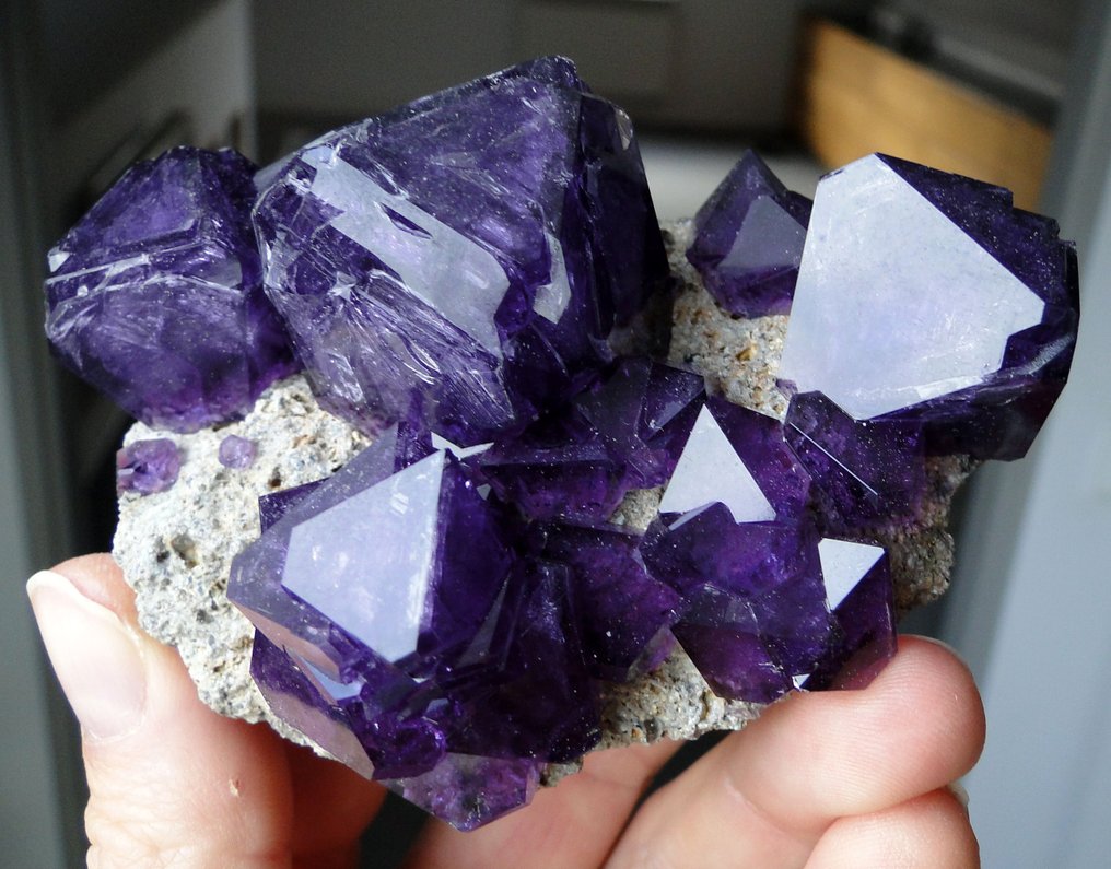 Alunite Cristais incríveis na rocha matriz!- 185 g #1.0