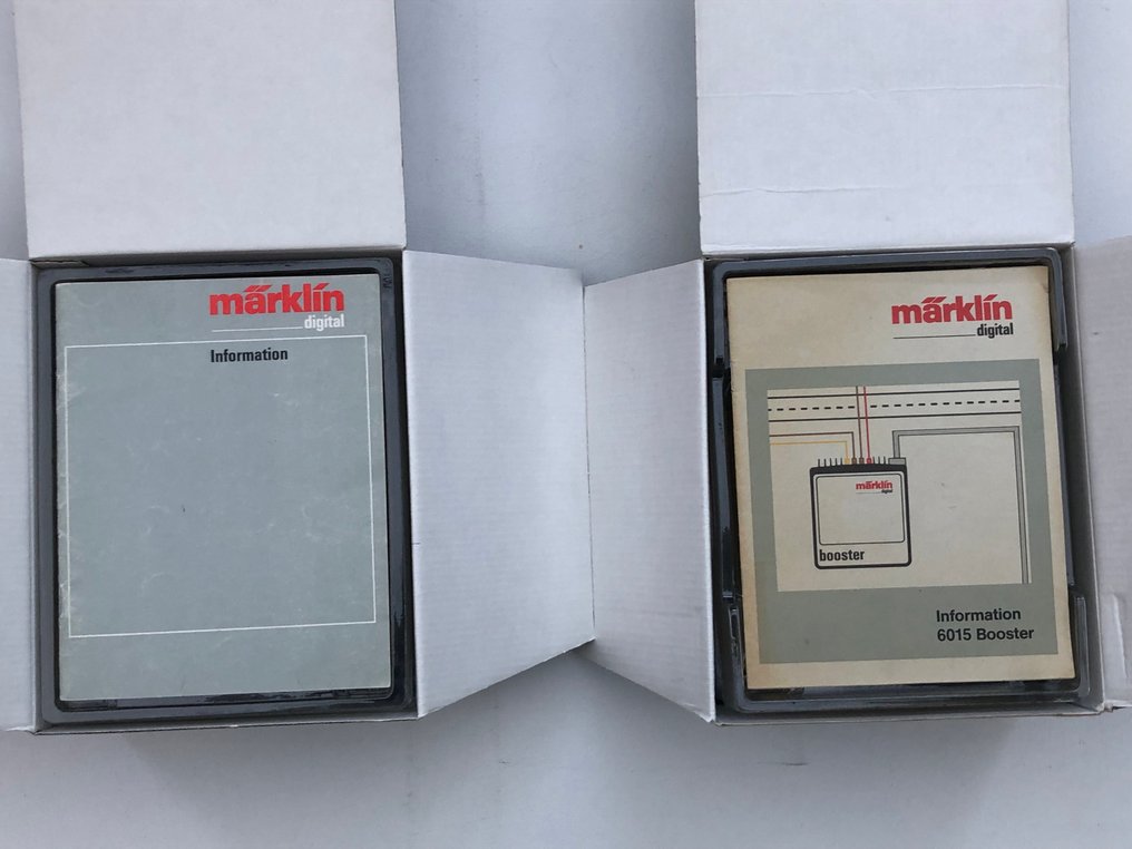 Märklin H0 - 6015 - Transformer (2) - 2 boosters with manual and original packaging. #3.2