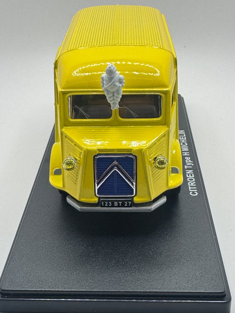 Atlas 1:43 - Modell autó - CITROEN TYPE H - MICHELIN #3.2