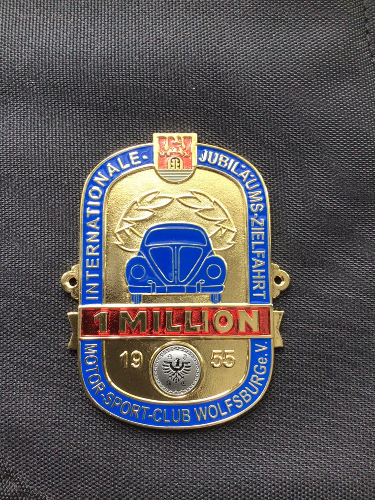 Badge - Motor-Sport-Club Wolfsburg e.V. - 1 MILLION Jubilaums-Zielfahrt - 1955 #1.0