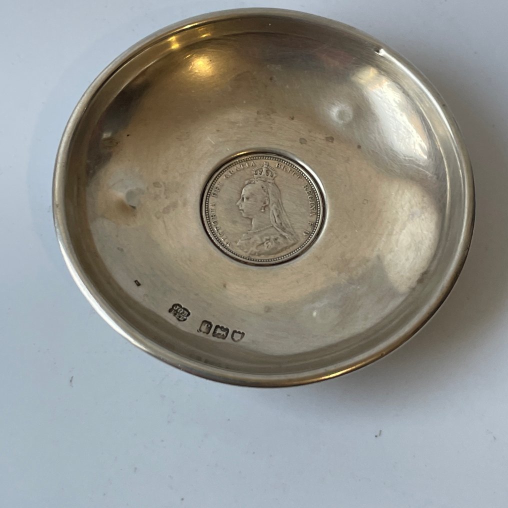 Coșuleț pentru obiecte - Cupa pe tripod - Regatul Unit - monedă Victoria #1.0