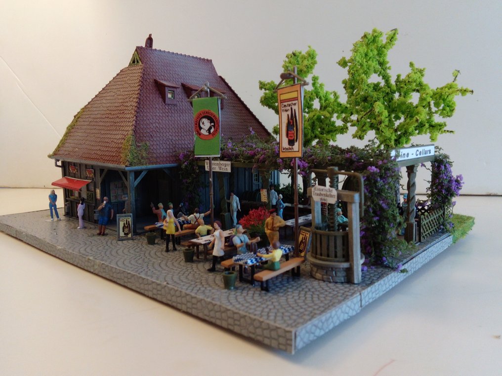 Noch, Preiser, Vollmer H0 - 模型火車風景 (42) - 带有户外露台的酒窖，手绘/仿古风格，细节丰富。 #1.0