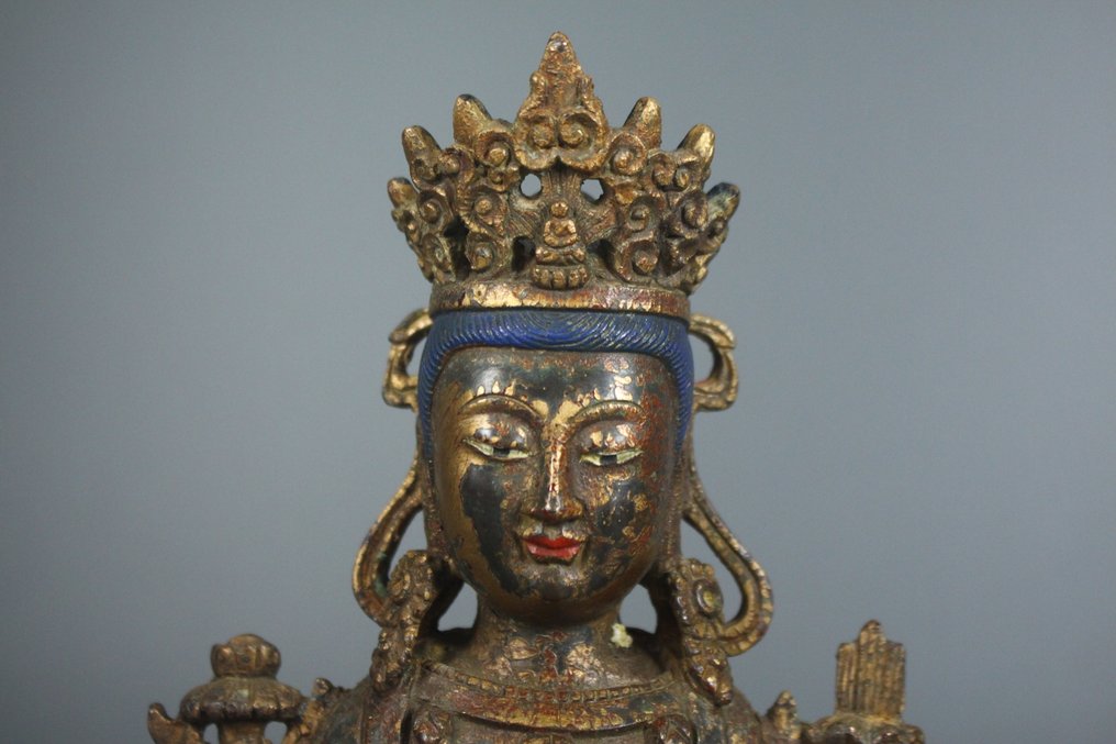 A 25cm tall Maitreya Bodhisattva statue. - 金屬 - 中國  (沒有保留價) #1.0