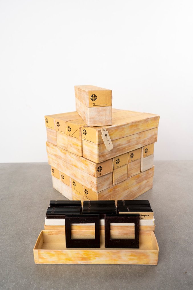 Ayfra slide frames (14 boxes á 30 slides = 420) 35 mm slide projector #1.0