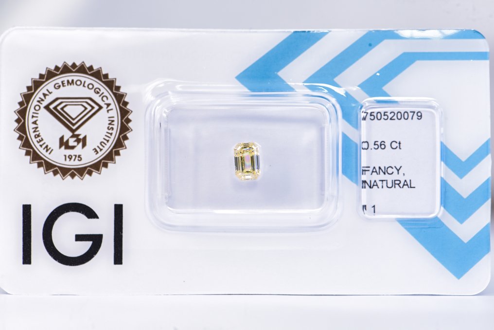 没有保留价 - 1 pcs 钻石  (天然色彩的)  - 0.56 ct - 祖母绿 - Fancy 黄色 - I1 内含一级 - 国际宝石研究院（IGI） - VG #1.0