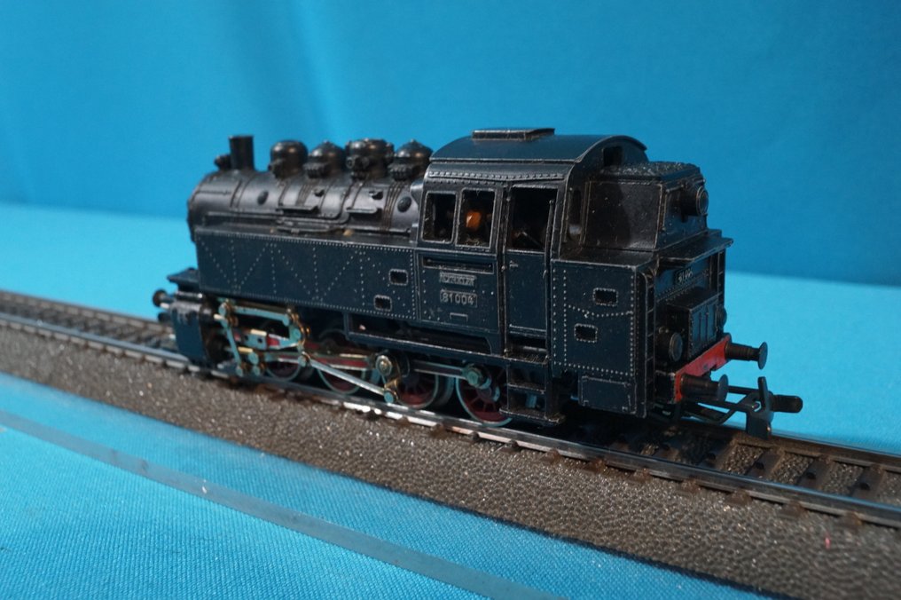 Märklin H0 - 3031 - Damplokomotiv med tender (1) - BR81 - DB #2.1