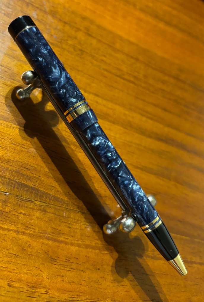 Parker Duofold Centennial Ballpoint Pen Marble Blue Lacquer and Gold Trims - Roller #2.1