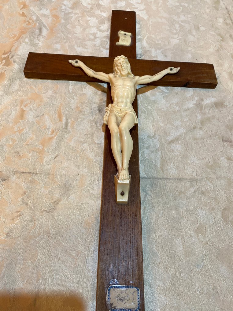  Kors (3) - Messing, Træ - 1920-1930 - Lotto 3 korsfæstede  #3.2