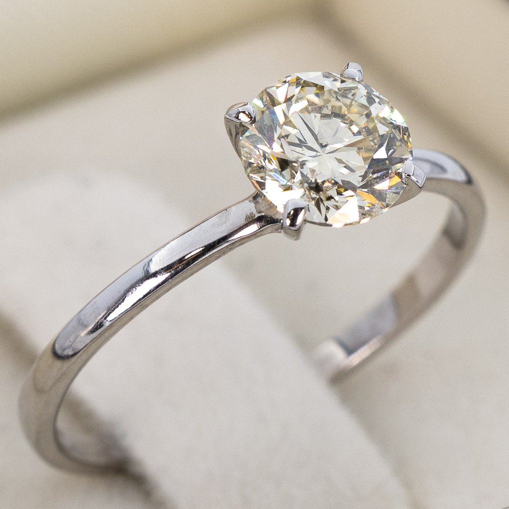 沒有保留價 - 戒指 - 14 克拉 白金 -  1.03ct. tw. 鉆石 (天然彩色) - IGI #1.0