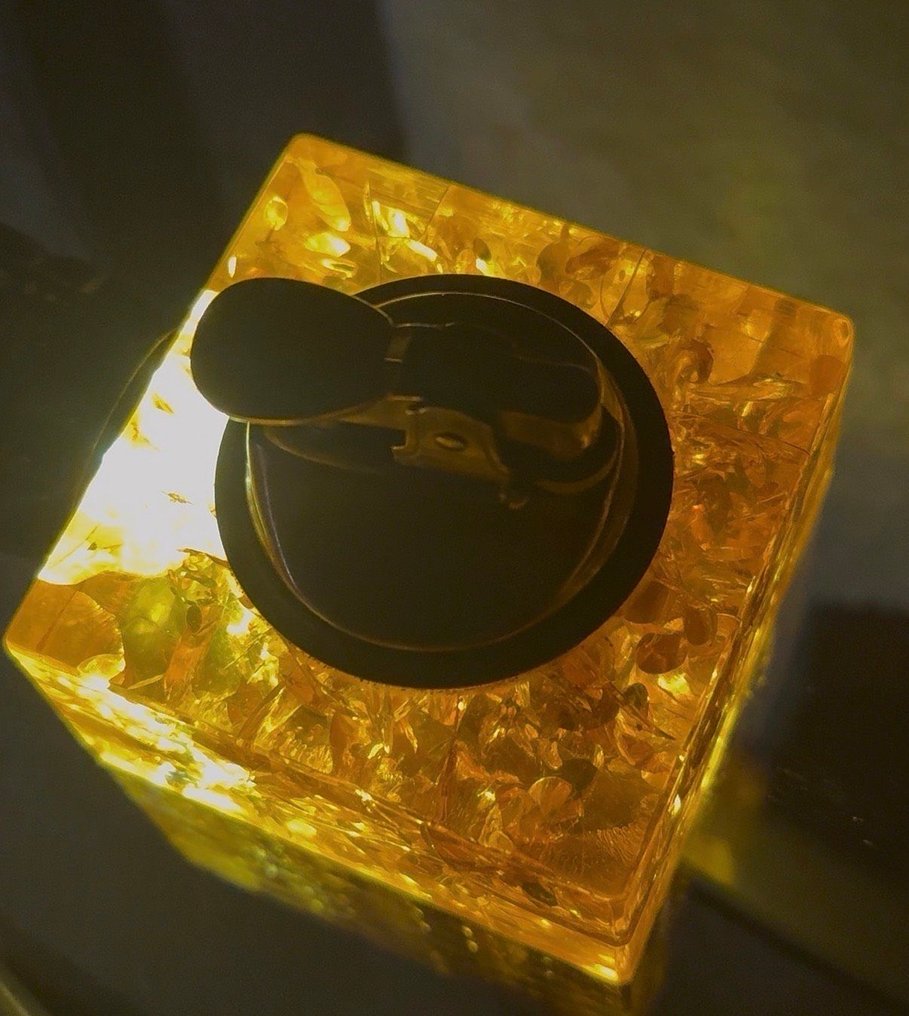 Tischfeuerzeug - Art deco - Ingen mindstepris - Bordlighter - Harpiks/Polyester, Messing #3.2