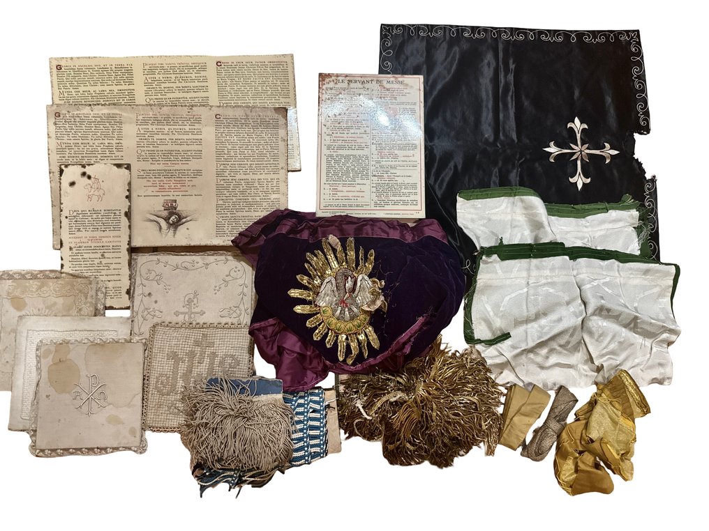 Σετ με 20 θρησκευτικά αντικείμενα (20) - Αντίκες - Textile, Χαρτί - 1910-1920 #1.0