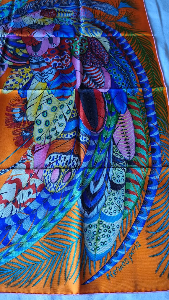 Hermès - PLUMES EN FÊTE by Aline Honoré, neuf - Foulard #3.2