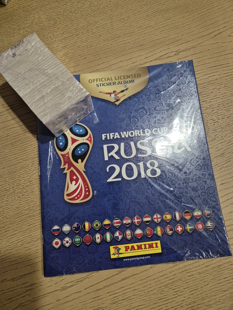 Panini World Cup Russia 2018 Cristiano Ronaldo Empty album + complete loose sticker set - Excellent (EX) #1.0