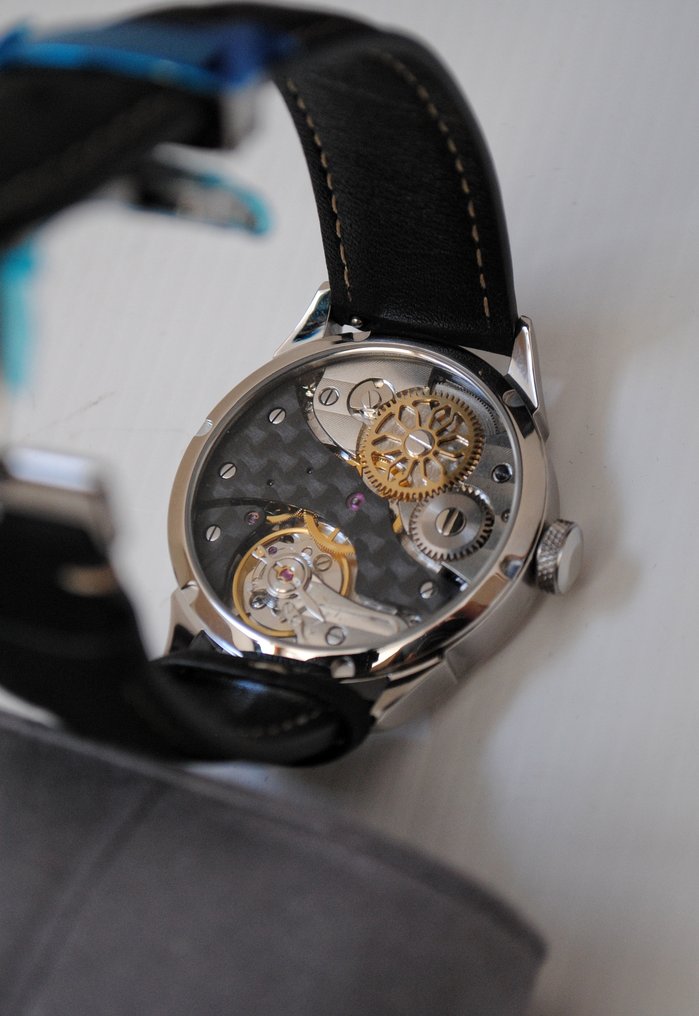 Atom - H-01 - Sin precio de reserva - Hombre - 2025 #3.2