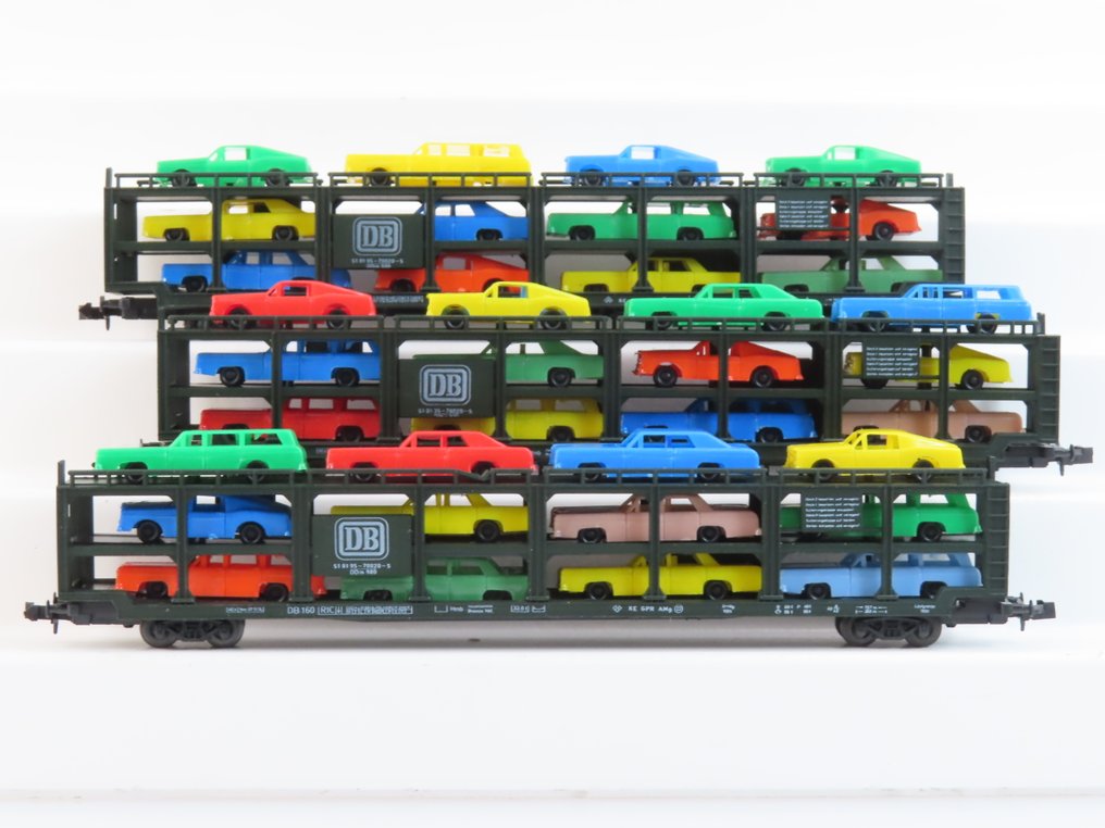 Roco N - 2351 - 模型貨運火車 (3) - 3台4层载车自动运输车，型号为DDm 880，每台装载12辆汽车。 - DB #1.0