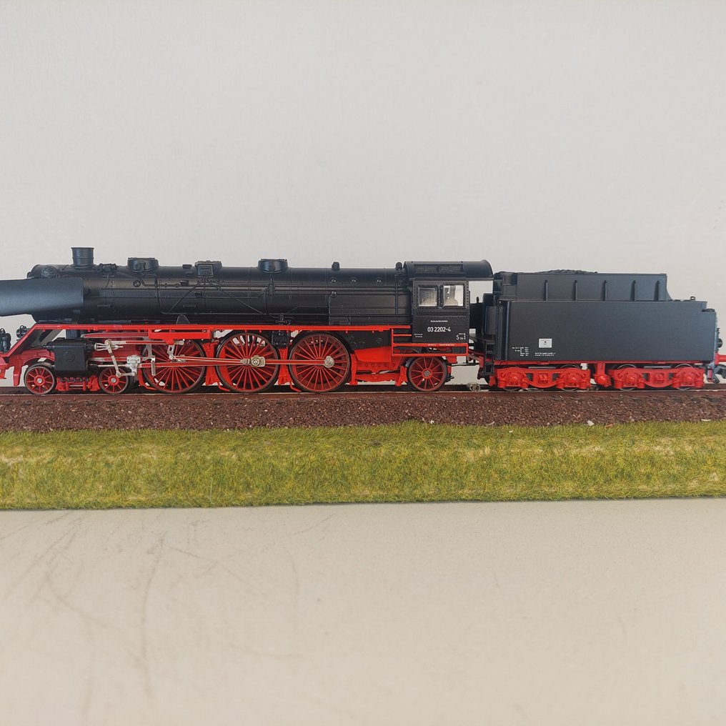 Märklin H0 - 3397 - Ατμομηχανή με όχημα μεταφοράς (1) - BR 03 2202-4 - DR (DDR) #1.0