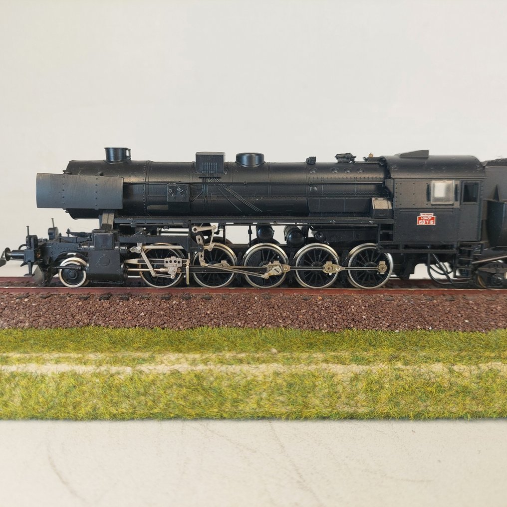 Liliput H0 - 5270 - Damplokomotiv med tilhengervogn (1) - SNCF 150 Y 16 - SNCF #2.1