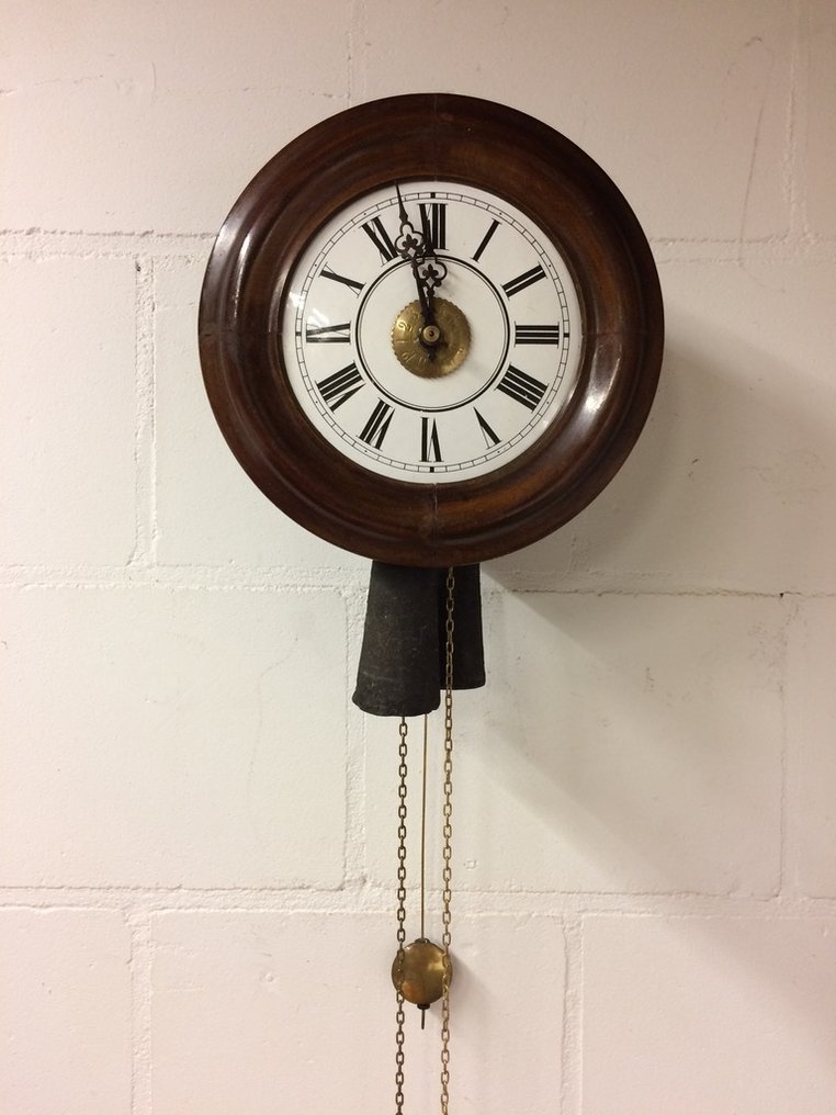 Schwarzwaldin seinäkello -   Puu, Messinki - 1900-1910 #1.0