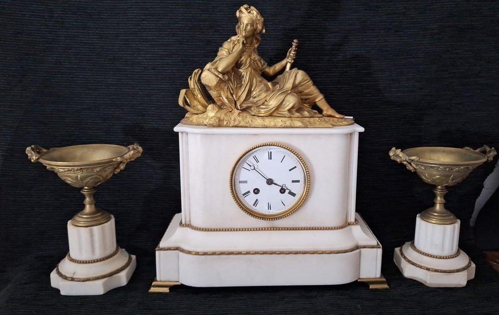 雕像壁爐架座鐘 -   大理石, 青銅色, 黃銅 - 1800-1850 #1.0