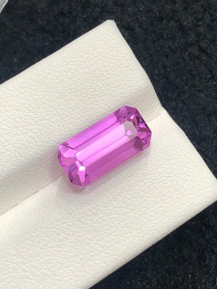 χωρίς τιμή ασφαλείας - 1 pcs  Ροζ, Βιολετί Κουνζίτης  - 7.61 ct - Διεθνής Ένωση Έγχρωμων Πολύτιμων Λίθων (ICA GemLab) - Φυσική spodumene #3.2