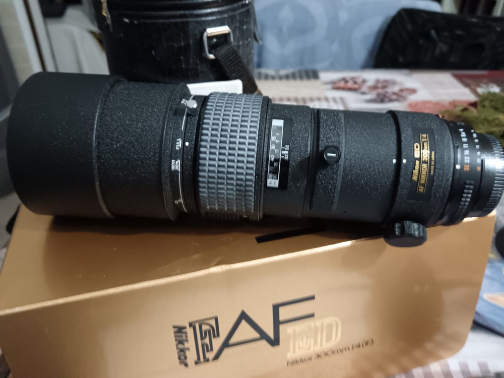 Nikon AF NIKKOR 300mm 1:4 ED IF Objetivo de cámara #1.0
