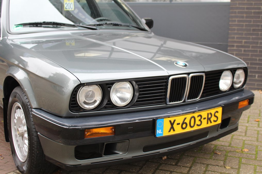 BMW - 320i - 1988 #3.2