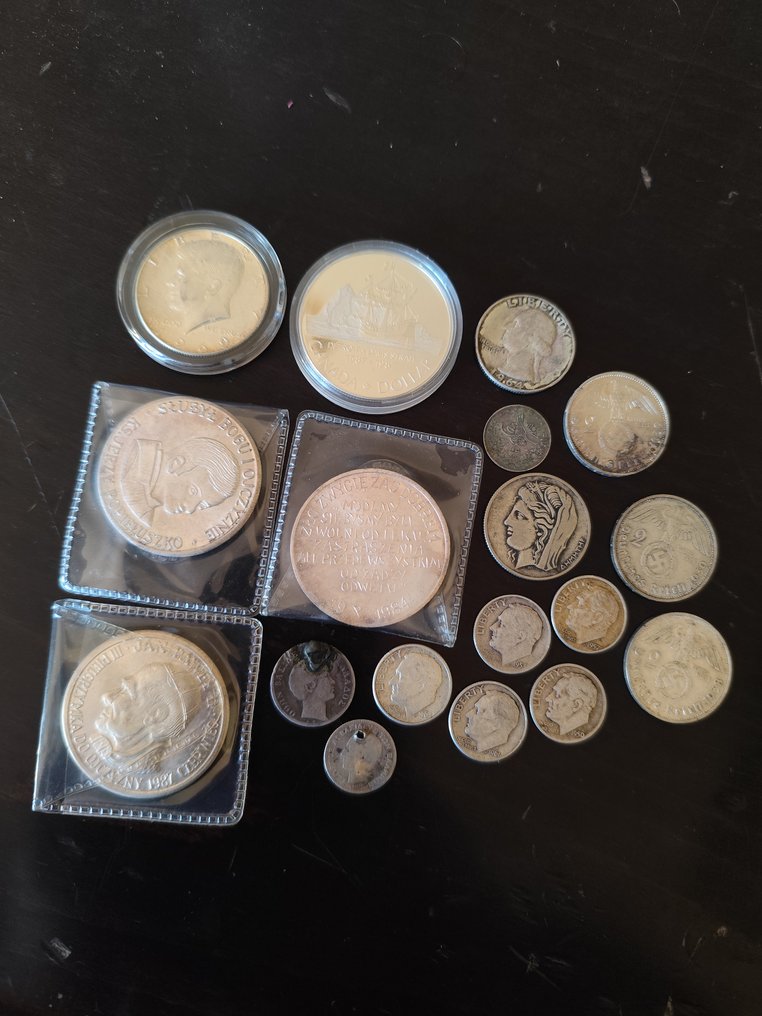 World. 18 silver coins  (No reserve price) #1.0