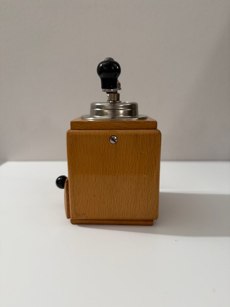 C. A. Lehnartz - 咖啡研磨机 - 木材、钢、金属板 #2.1