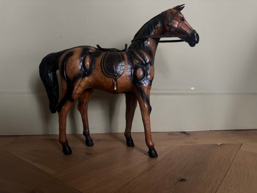 Figurine - Set van vijf paardenbeeldjes (5) - Holz, Leder #2.1