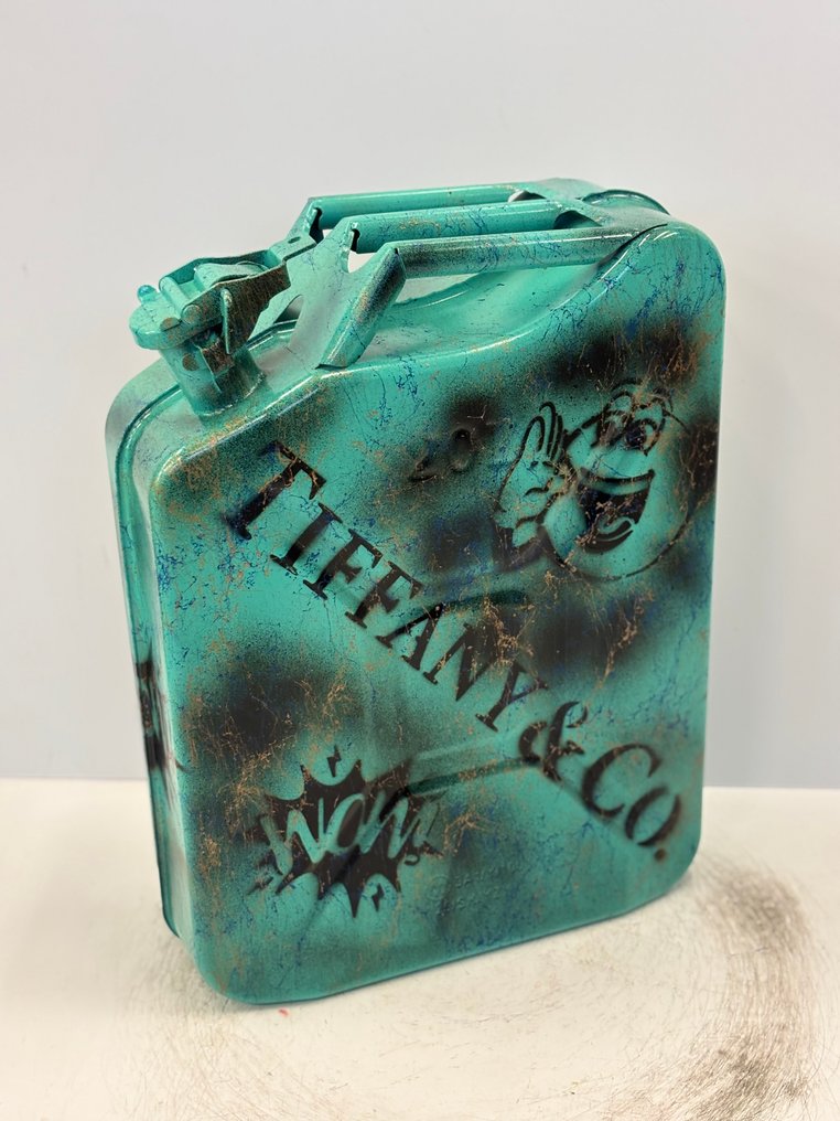 Rob VanMore - Oil Crisis Oh Wow! Tiffany & Co. - 47cm #3.2