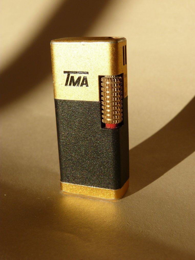 TMA - No reserve price - Lighter - Plastic, Zamac, Gilt #3.2