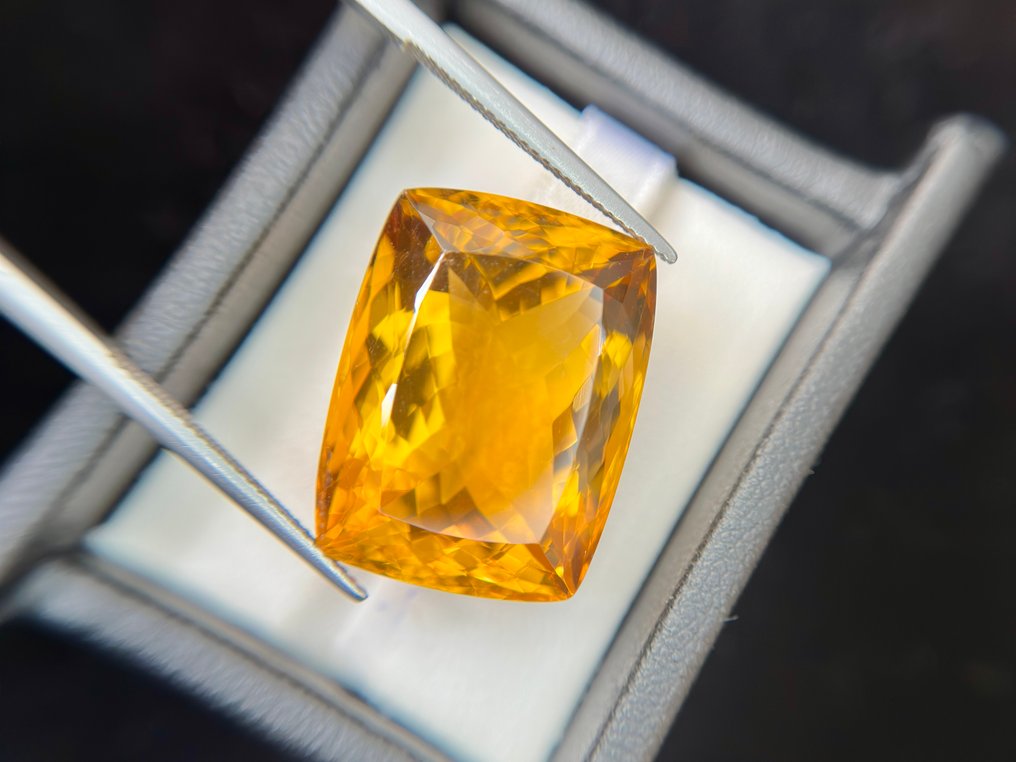 χωρίς τιμή ασφαλείας - 1 pcs  Πορτοκαλί, Κίτρινο Κιτρίνης  - 48.13 ct - Διεθνής Ένωση Έγχρωμων Πολύτιμων Λίθων (ICA GemLab) - Εντυπωσιακό μοναδικό κιτρίνη. #1.0