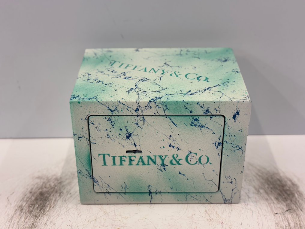 Rob VanMore - Tiffany & Co. Vault #2.1