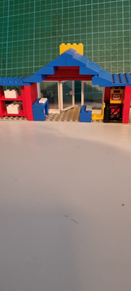 LEGO Set - 6362 - Classic Town - Postkantoor #2.1