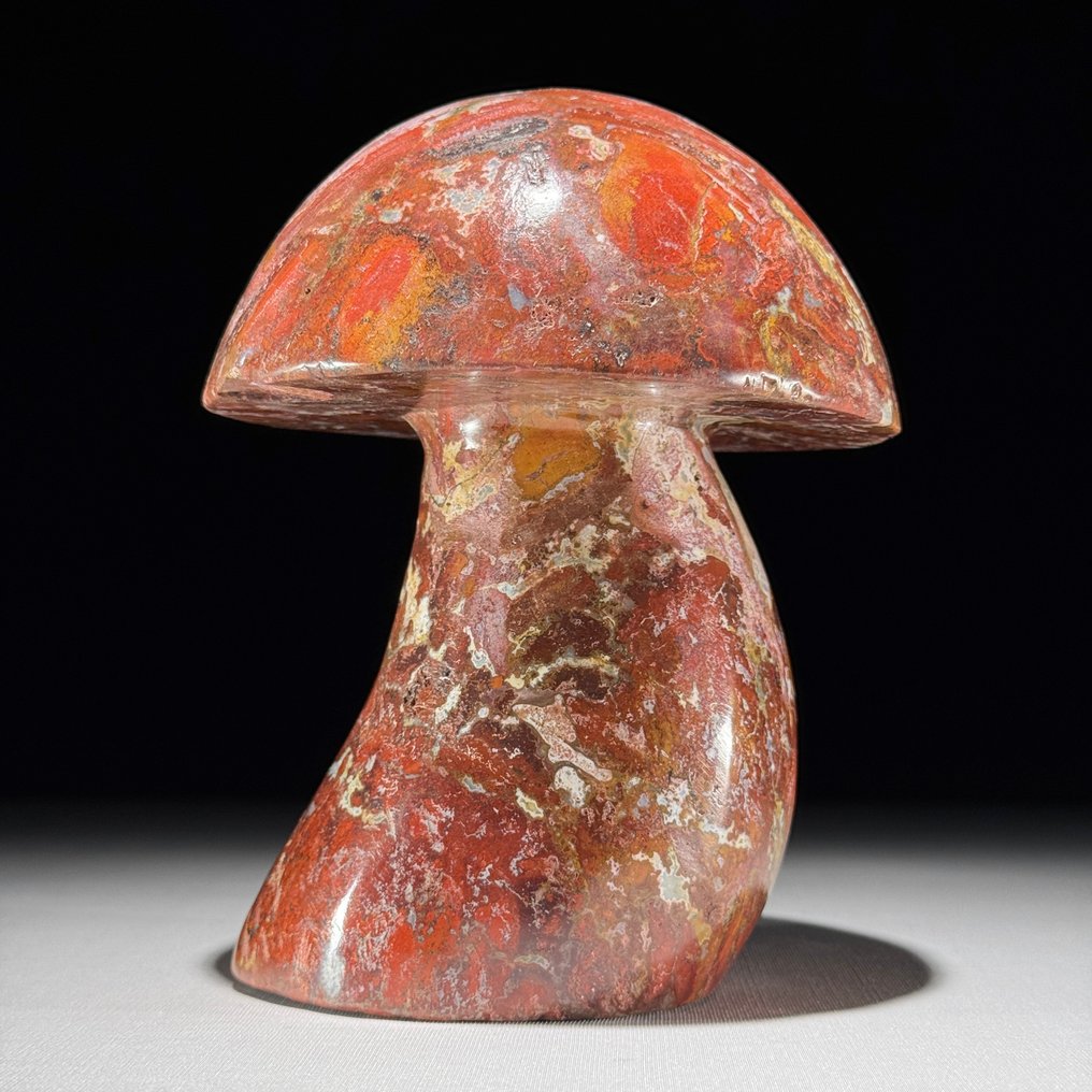 Ingen reservationspris - Håndskåret rød jaspis svampe skulptur. Unikt samlerobjekt- 2400 g - (1) #1.0