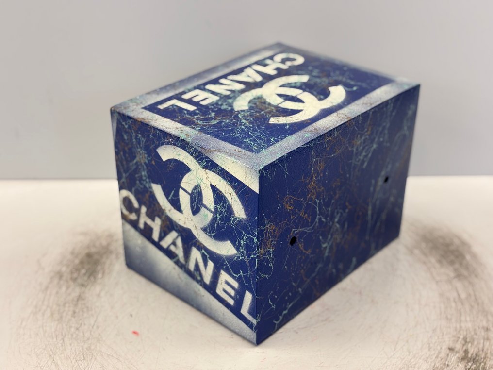 Rob VanMore - Chanel Vault #3.2